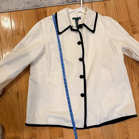 Lauren Ralph Lauren White Professional Jacket with Black Trim - Picture 7 of 8